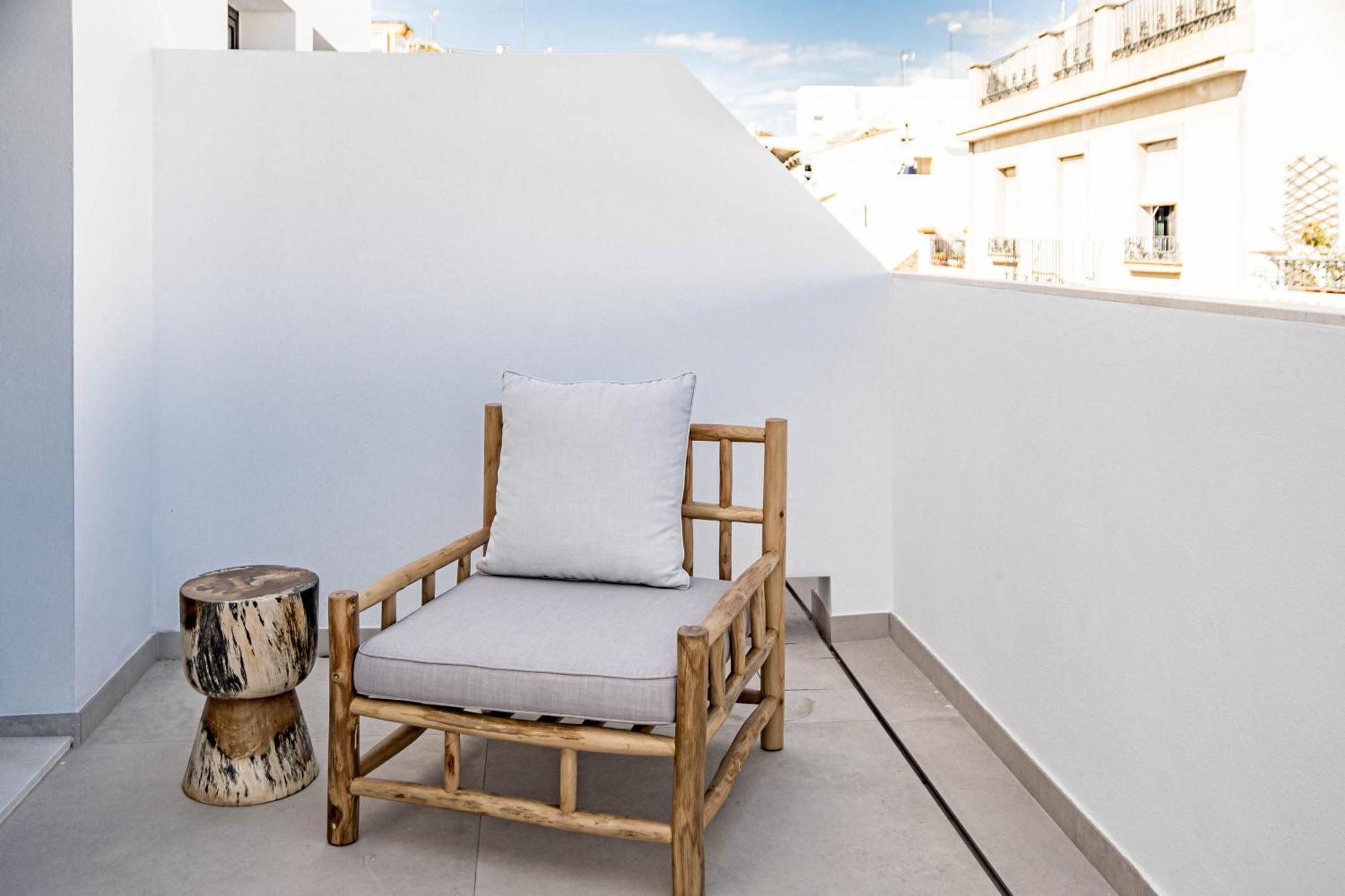 Seaclub Suites Estepona Exterior photo