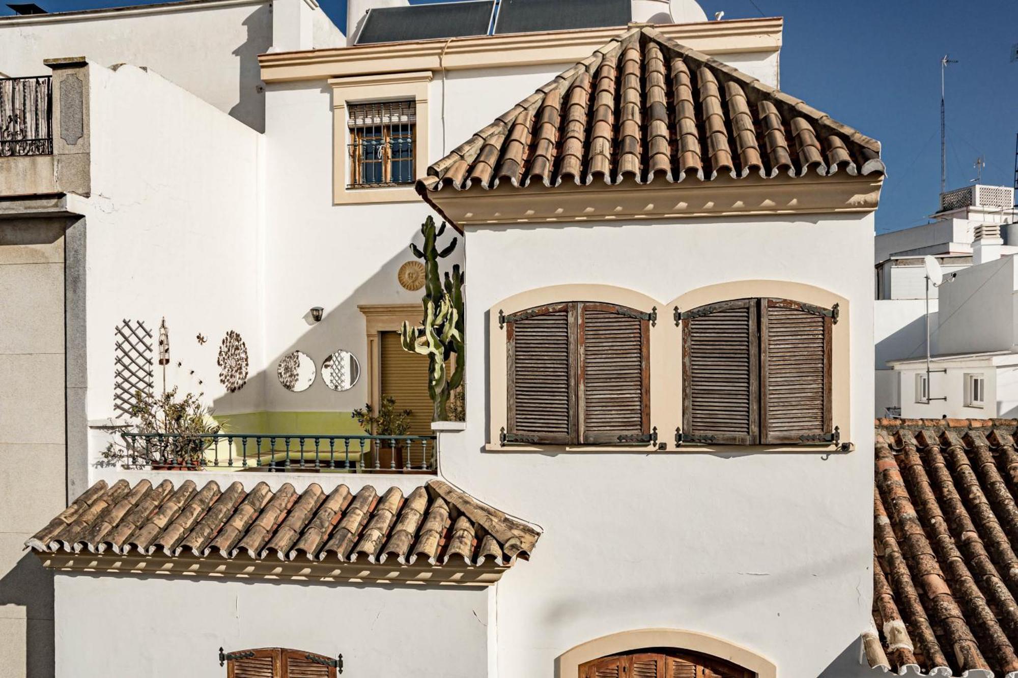 Seaclub Suites Estepona Exterior photo